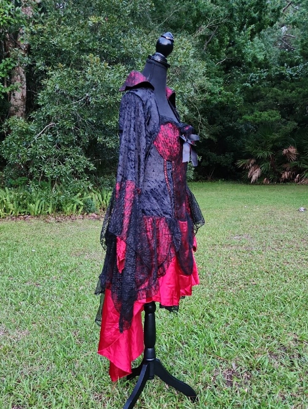 Red and Black Gothic Lace Costume Dress Witchy Vampire Saloon Brothel Midi - Picture 2 of 7